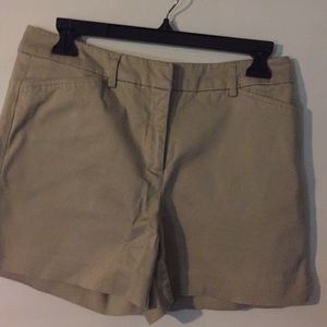 Khaki shorts size 6